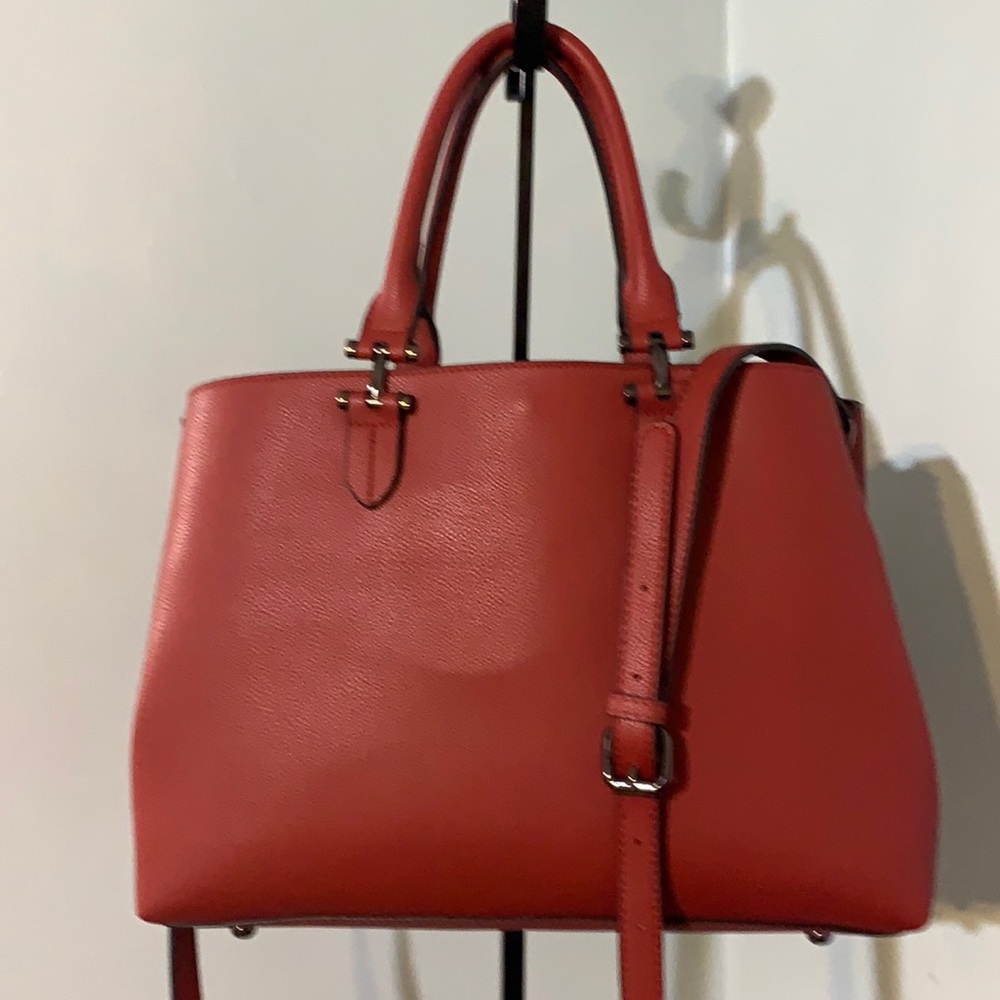 Large Vegan Leather Tote w/crossbody